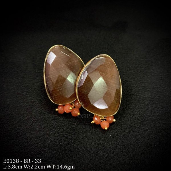 Elegant Monalisa Stone Earring