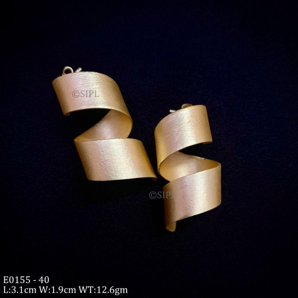 Classic Design Hand Crafted Earring