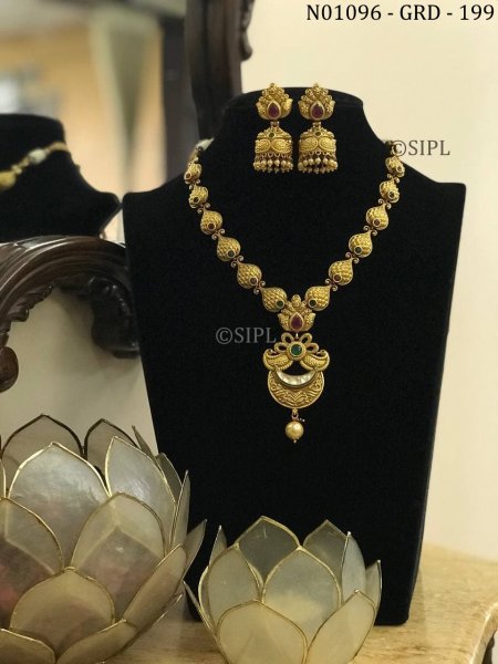 Beautiful Kundan Polki Designer Necklace Set