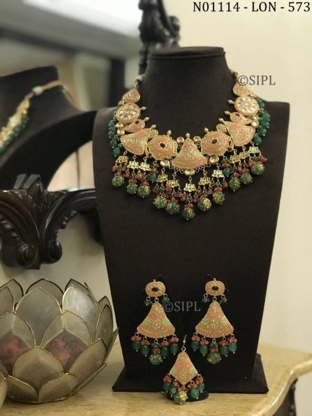 Antique Design Gold plated &amp; Beautiful Pearl Designer Necklace Set