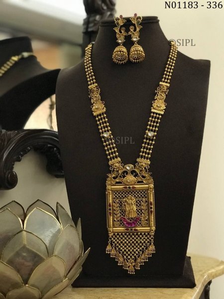 Classic South Indian Style Lord RadhaKrishan Jewellery Set