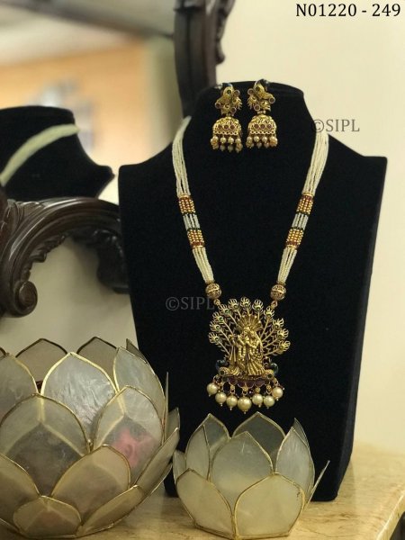 Beautiful Lord Radha Krishan Jewellery Set