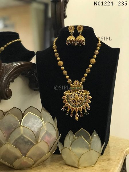 Beautiful South Indian Lord Ganpati Necklace Set