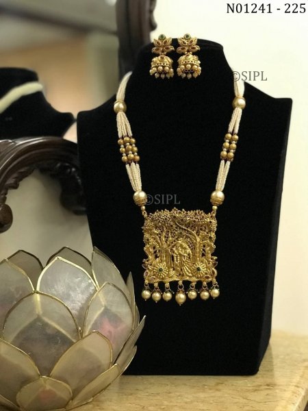 Beautiful Lord Radha Krishan Necklace Set