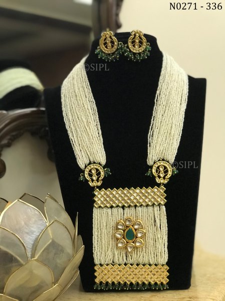 Exclusive Design Kundan Necklace Set