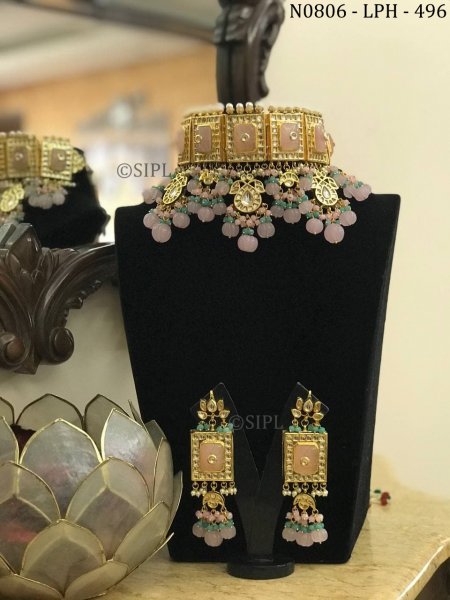 Classic Carved Stone Necklace Set